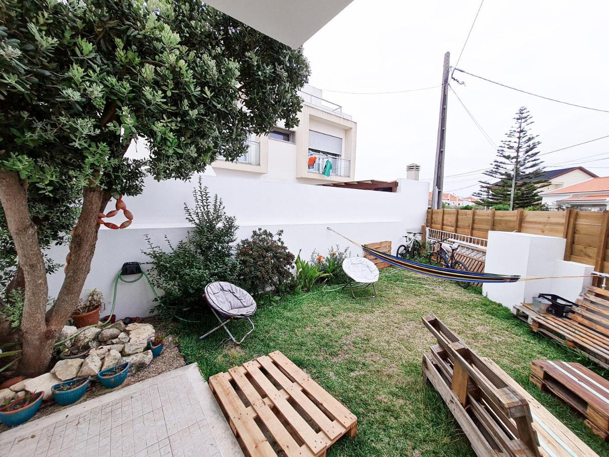 Cloud To Chill Surfhouse Baleal Vandrarhem Ferrel  Exteriör bild