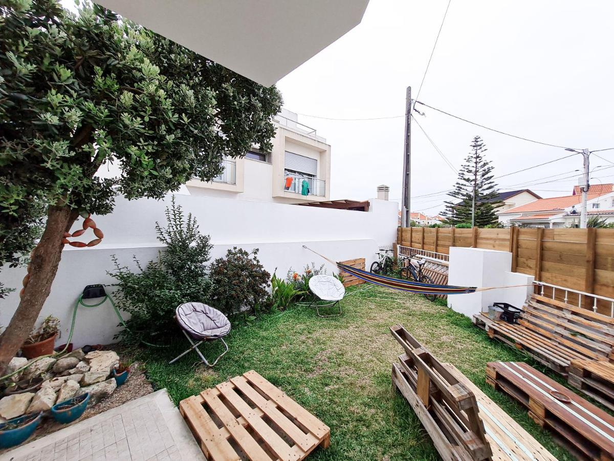 Cloud To Chill Surfhouse Baleal Vandrarhem Ferrel  Exteriör bild